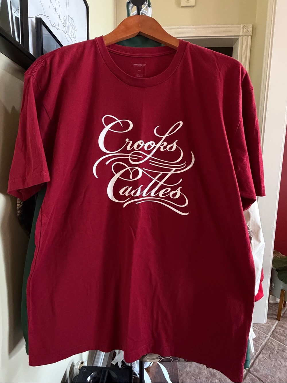 Crooks & Castles Script Logo Graphic Tee Men’s XL Red Streetwear Shirt